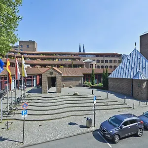 Maternushaus Отель