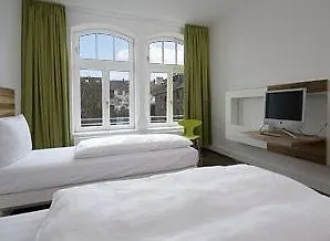 HOPPER Hotel St. Josef Köln